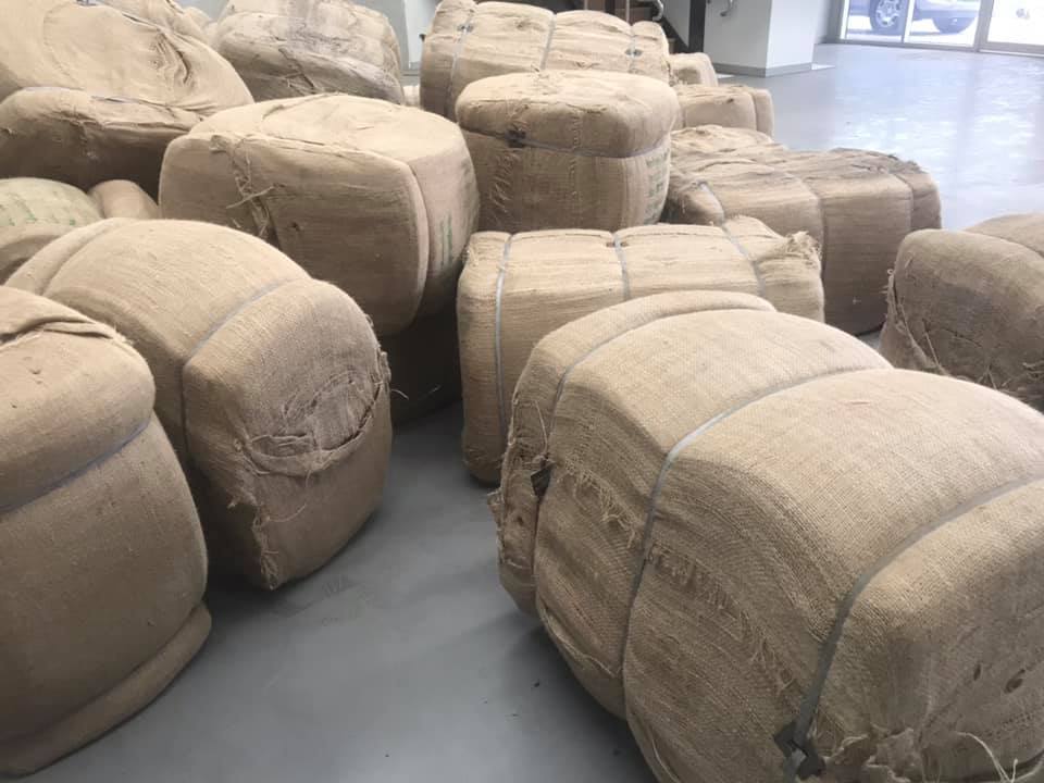 Bulk Hessian Bags Bale 94cm x 56cm 335g L Size 500 Bags a Bale