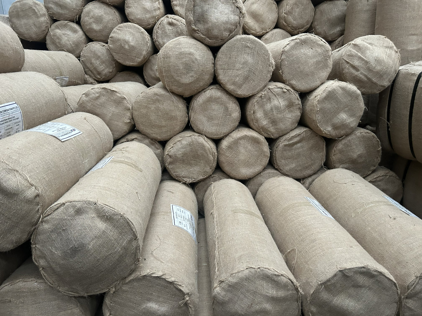 Hessian Cloth Heavy Duty 18oz, 1.83 Meter W x 50 Meter L, 305gsm