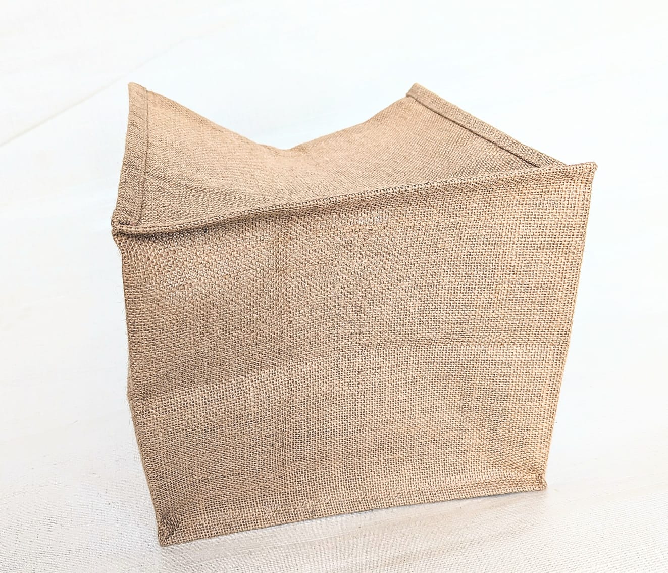 Portable Hessian Indoor/Outdoor Plant Grow Bag 30cm x 30cm x 28cm MOQ - 5X